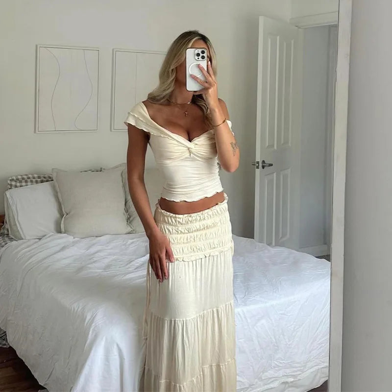 2-Piece Women's Ruffle Vacay Set