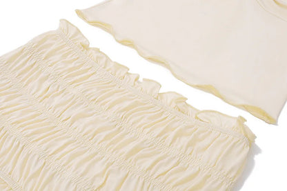 2-Piece Women's Ruffle Vacay Set