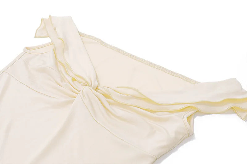 2-Piece Women's Ruffle Vacay Set