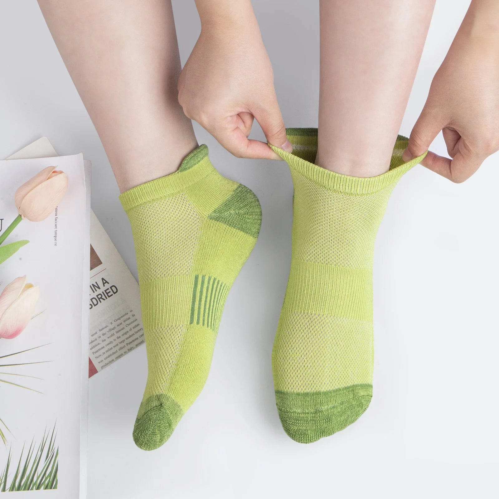 Womens Ankle Socks, Athletic Running Sports Cushioned Colored Socks 6 Pairs, Size 6-8