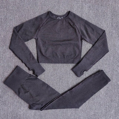 FlexFit Seamless Women’s Yoga Set: Comfort & Style